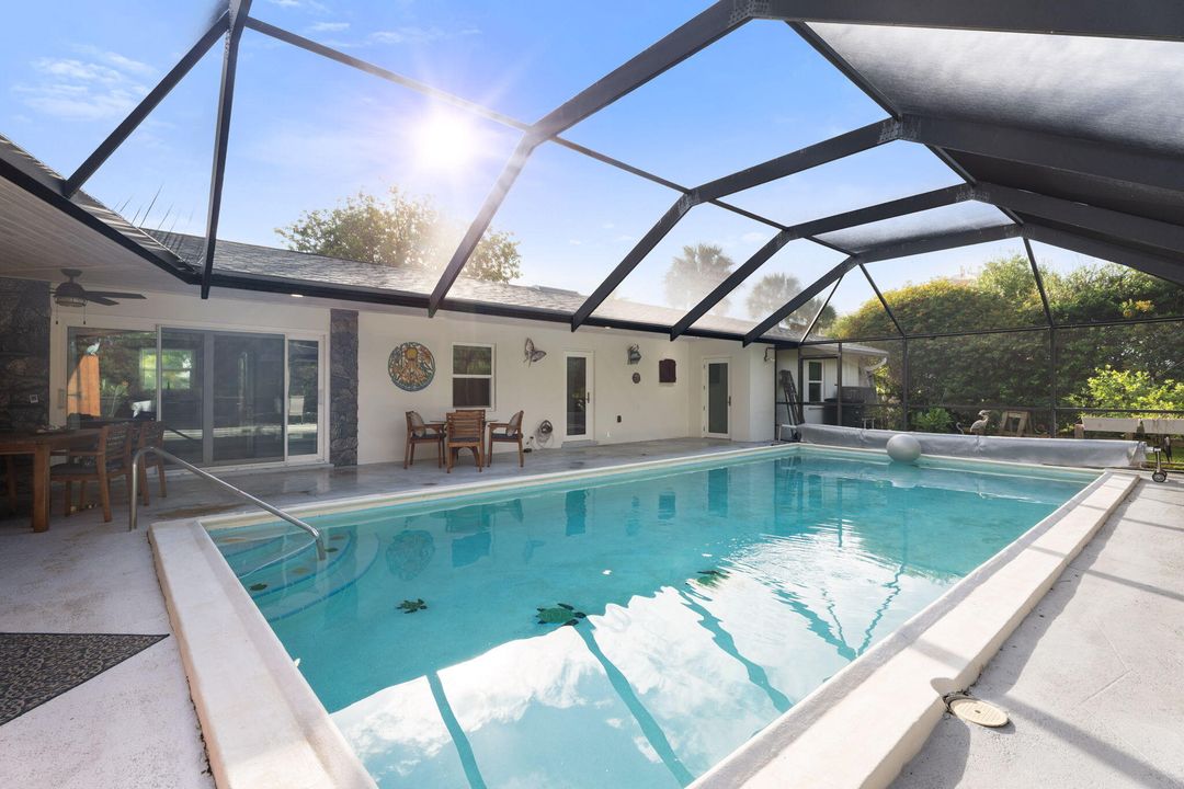 Vendido Recientemente: $725,000 (3 camas, 2 baños, 1461 Pies cuadrados)