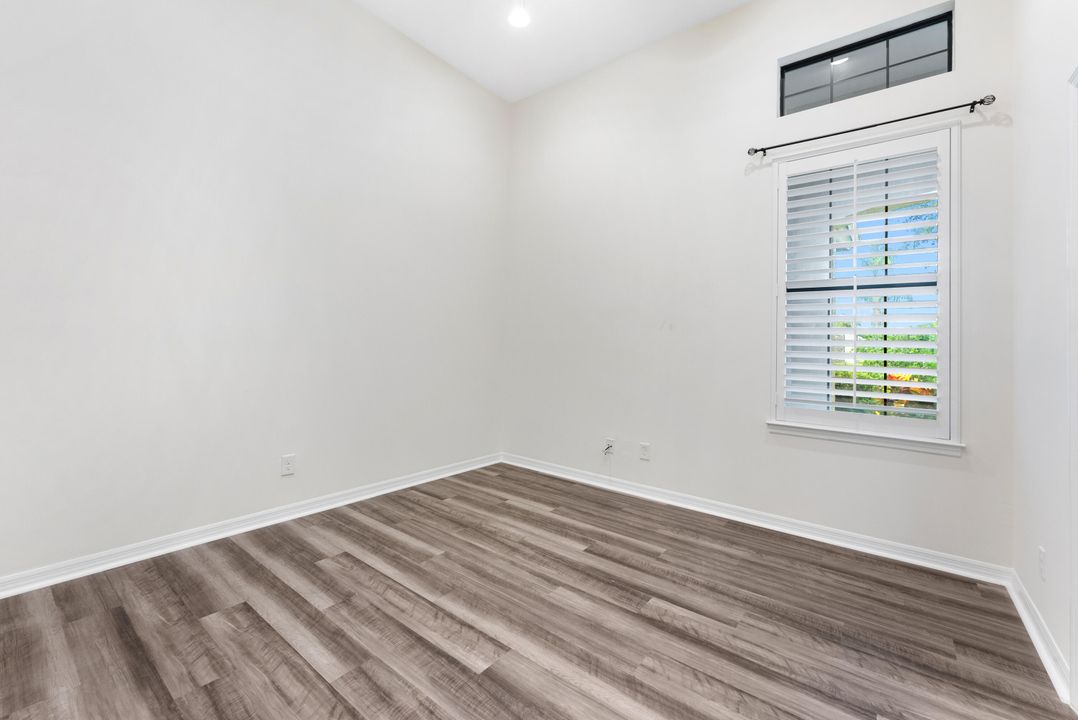 En Renta: $6,250 (3 camas, 3 baños, 2561 Pies cuadrados)