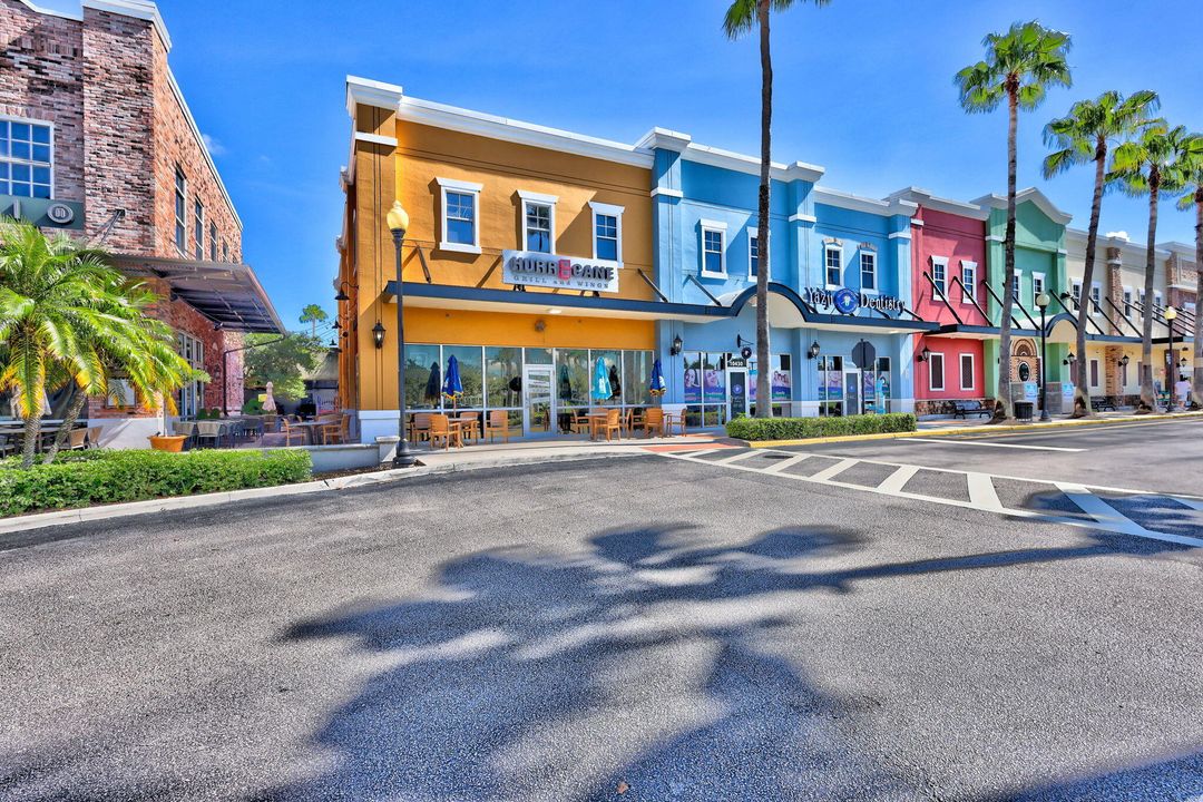 Active With Contract: $325,000 (2 beds, 2 baths, 1680 Square Feet)