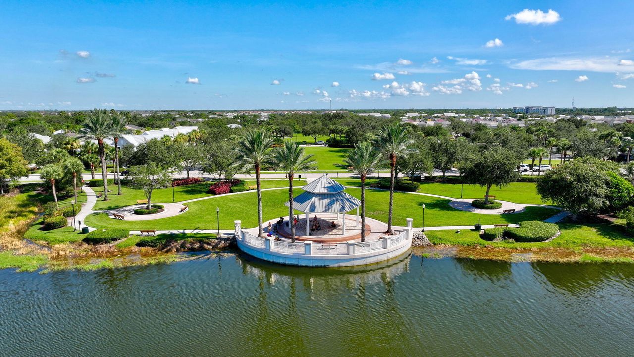 Active With Contract: $325,000 (2 beds, 2 baths, 1680 Square Feet)