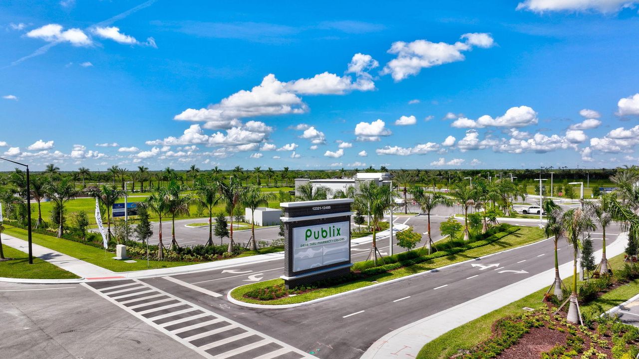 Active With Contract: $325,000 (2 beds, 2 baths, 1680 Square Feet)