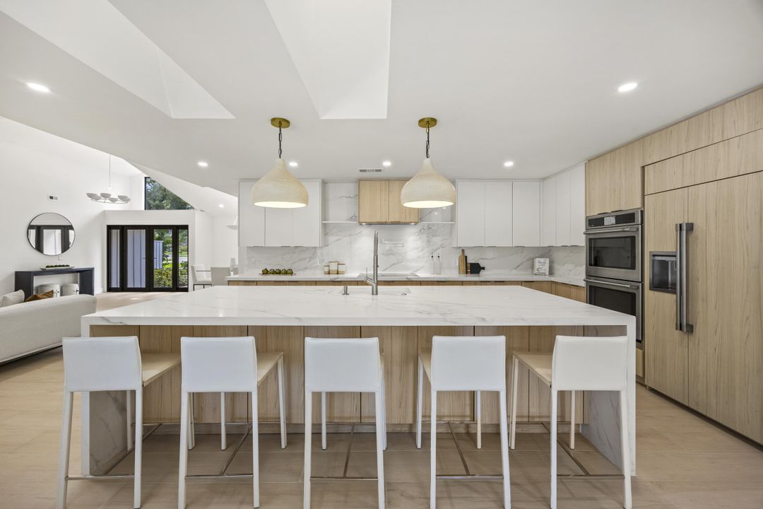 For Sale: $1,849,000 (4 beds, 4 baths, 3263 Square Feet)