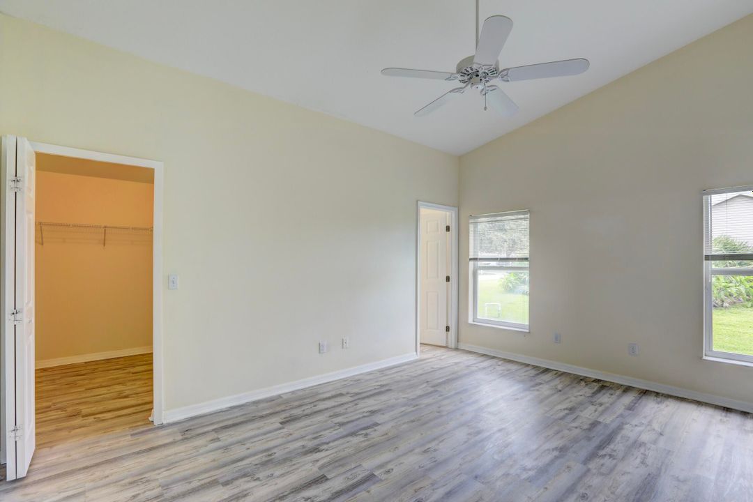 На продажу: $395,000 (3 спален, 2 ванн, 1717 Квадратных фут)