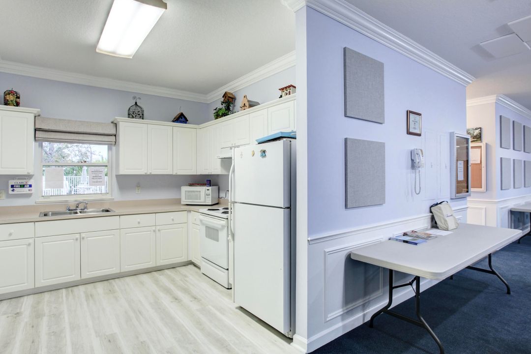 На продажу: $395,000 (3 спален, 2 ванн, 1717 Квадратных фут)