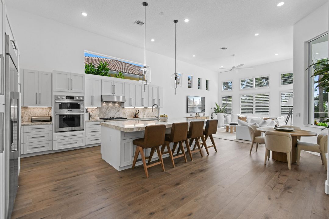 Active With Contract: $3,690,000 (3 beds, 3 baths, 3746 Square Feet)