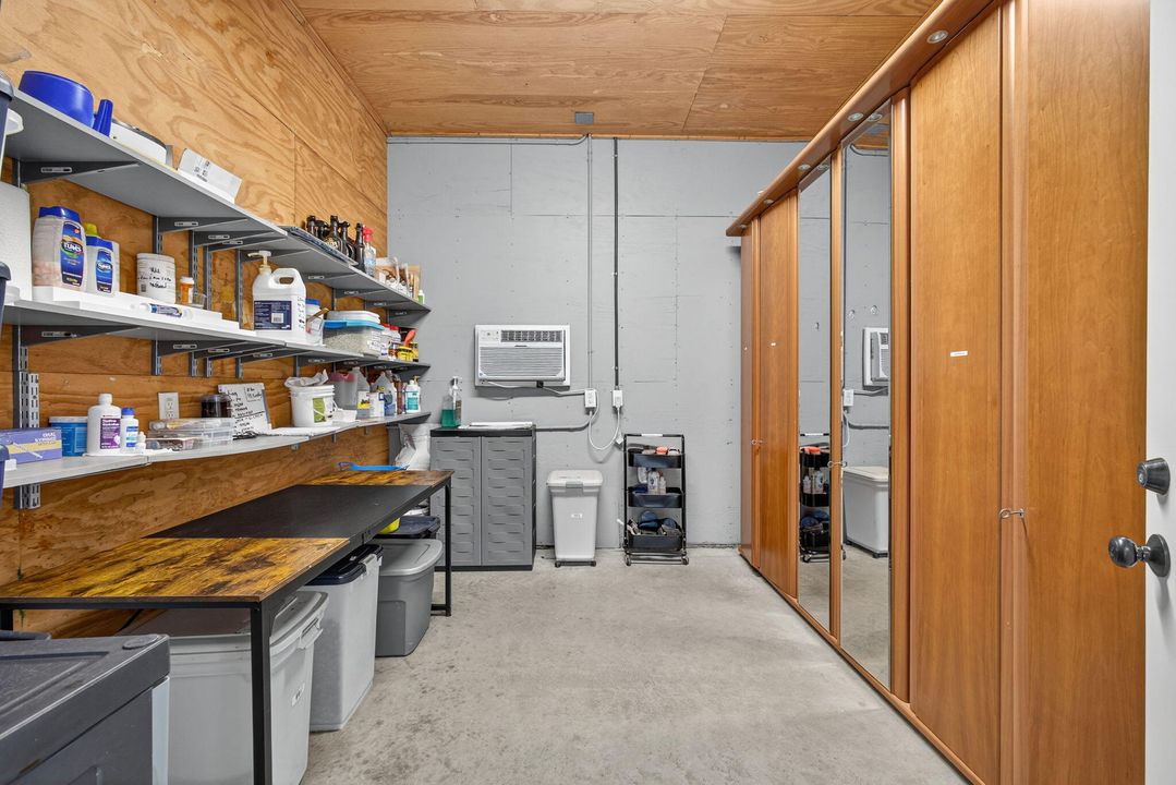 出租: $1,000 (0 贝兹, 0 浴室, 0 平方英尺)