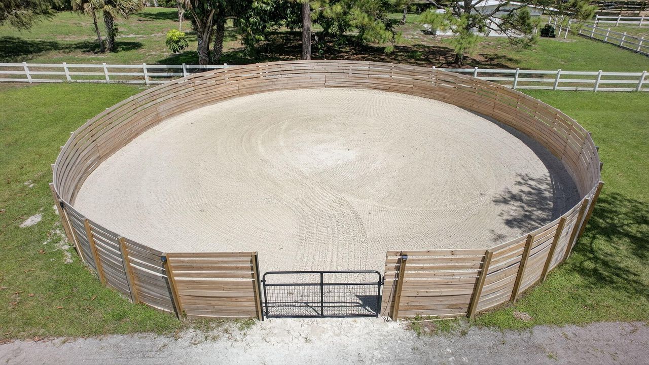 出租: $1,000 (0 贝兹, 0 浴室, 0 平方英尺)