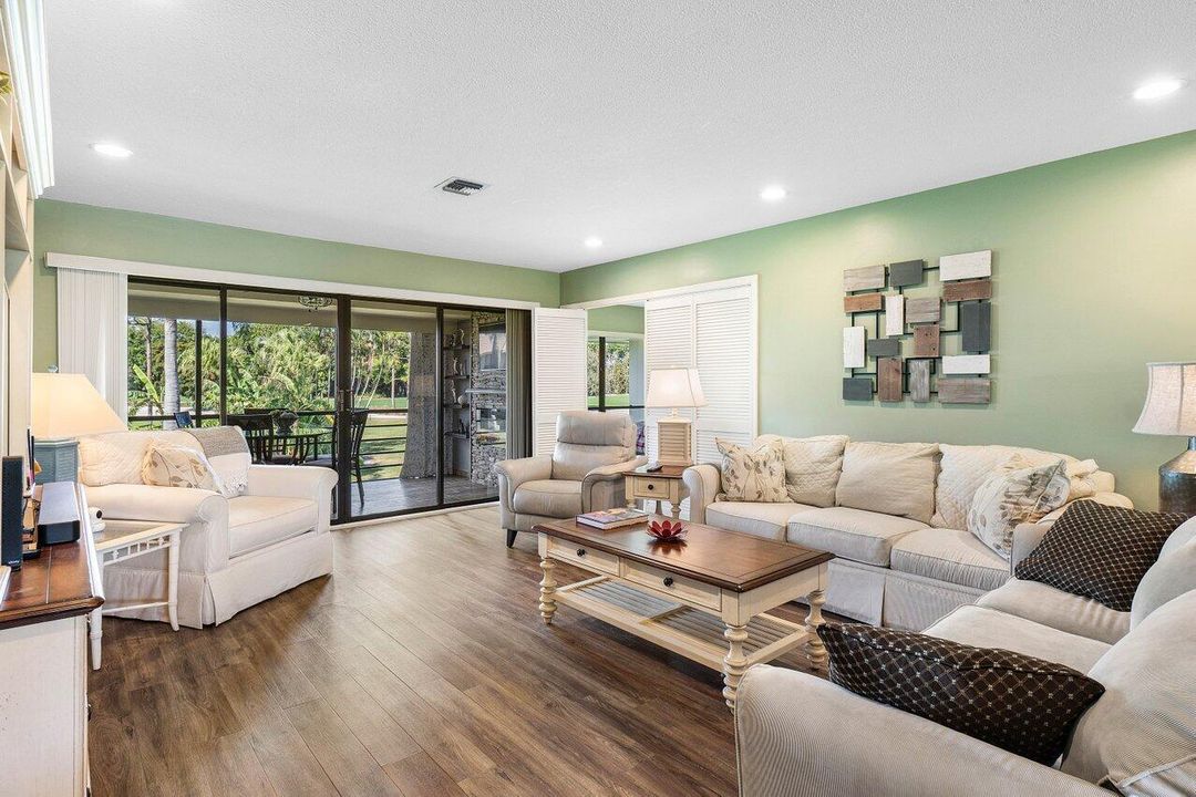 待售: $495,000 (3 贝兹, 2 浴室, 1768 平方英尺)