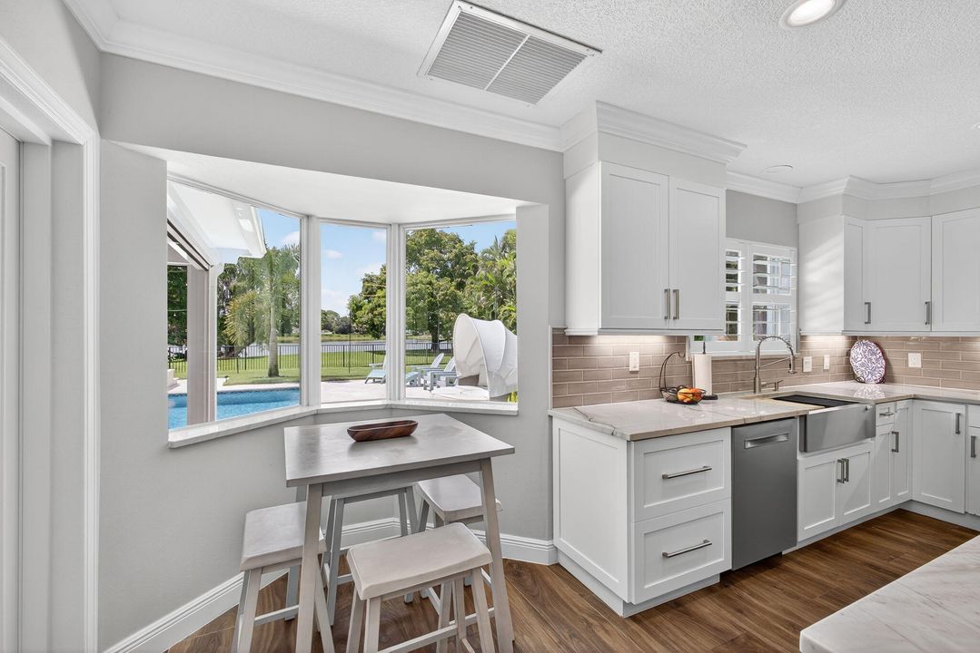 待售: $2,495,000 (5 贝兹, 3 浴室, 3300 平方英尺)