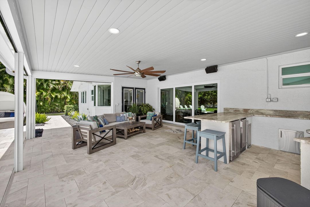 待售: $2,495,000 (5 贝兹, 3 浴室, 3300 平方英尺)