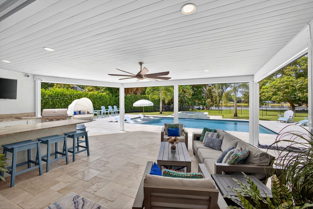 待售: $2,495,000 (5 贝兹, 3 浴室, 3300 平方英尺)