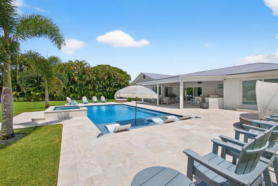 待售: $2,495,000 (5 贝兹, 3 浴室, 3300 平方英尺)