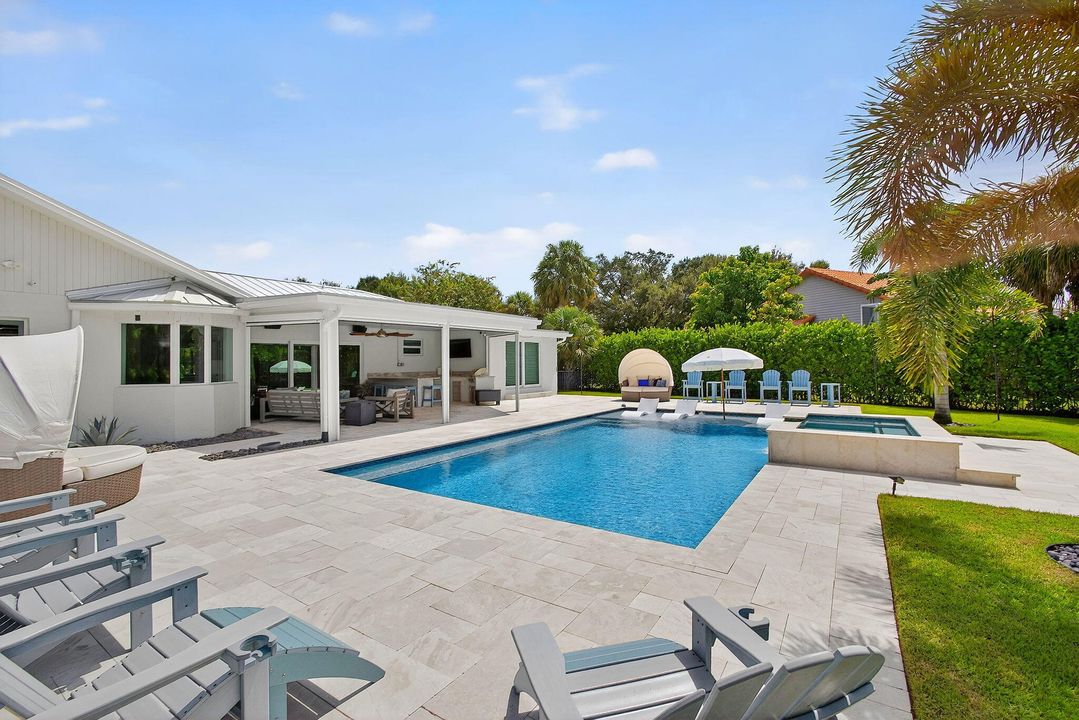 待售: $2,495,000 (5 贝兹, 3 浴室, 3300 平方英尺)