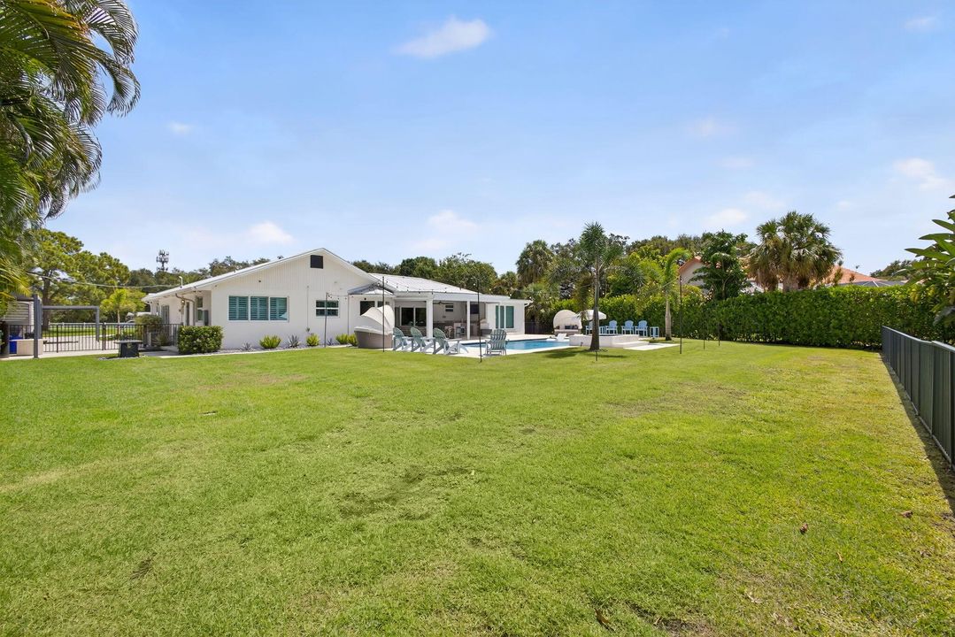 待售: $2,495,000 (5 贝兹, 3 浴室, 3300 平方英尺)