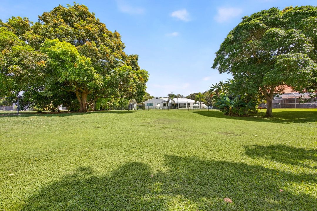 待售: $2,495,000 (5 贝兹, 3 浴室, 3300 平方英尺)