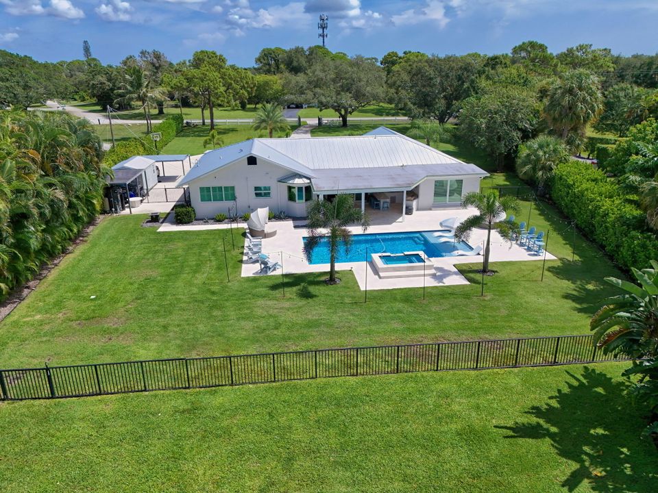 待售: $2,495,000 (5 贝兹, 3 浴室, 3300 平方英尺)