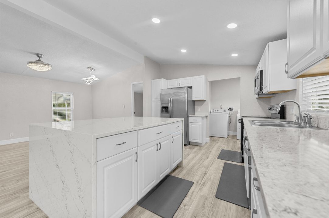 For Sale: $185,000 (3 beds, 2 baths, 1152 Square Feet)