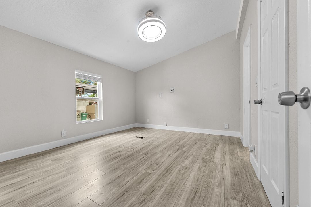 For Sale: $185,000 (3 beds, 2 baths, 1152 Square Feet)