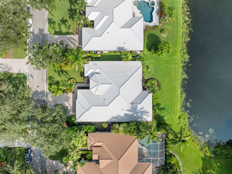 Под контрактом: $849,000 (4 спален, 3 ванн, 2766 Квадратных фут)