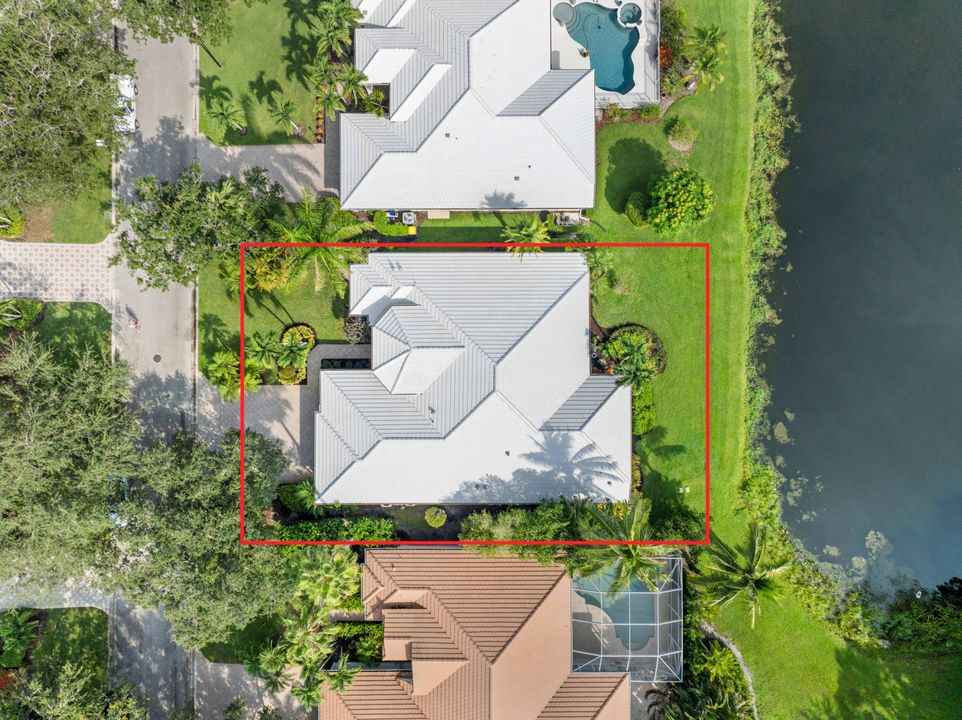 Под контрактом: $849,000 (4 спален, 3 ванн, 2766 Квадратных фут)