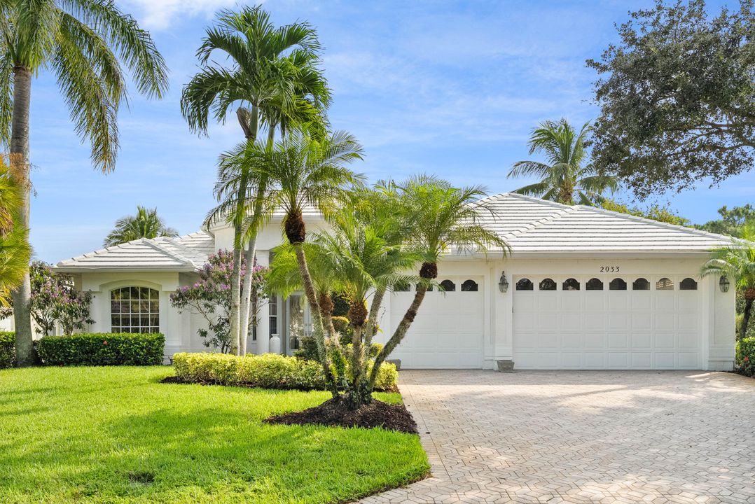 Под контрактом: $849,000 (4 спален, 3 ванн, 2766 Квадратных фут)