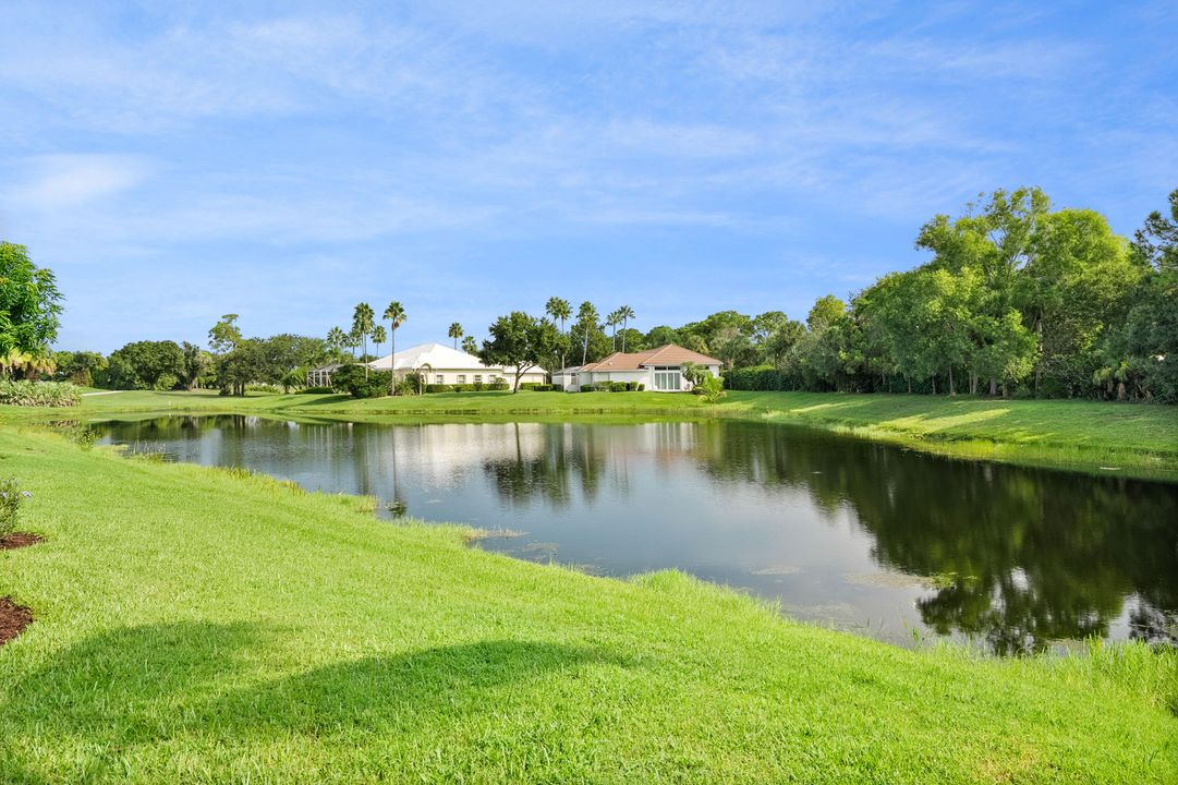 Под контрактом: $849,000 (4 спален, 3 ванн, 2766 Квадратных фут)