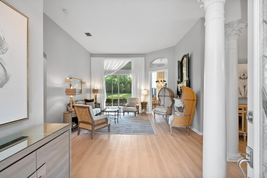 Под контрактом: $849,000 (4 спален, 3 ванн, 2766 Квадратных фут)