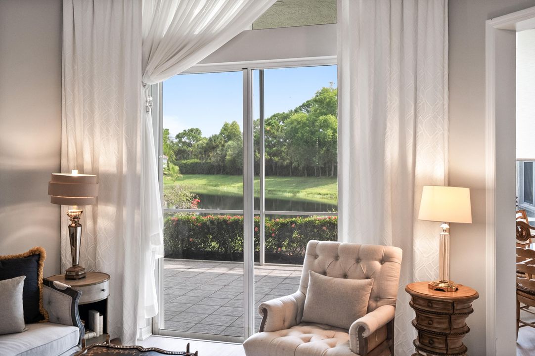 Под контрактом: $849,000 (4 спален, 3 ванн, 2766 Квадратных фут)