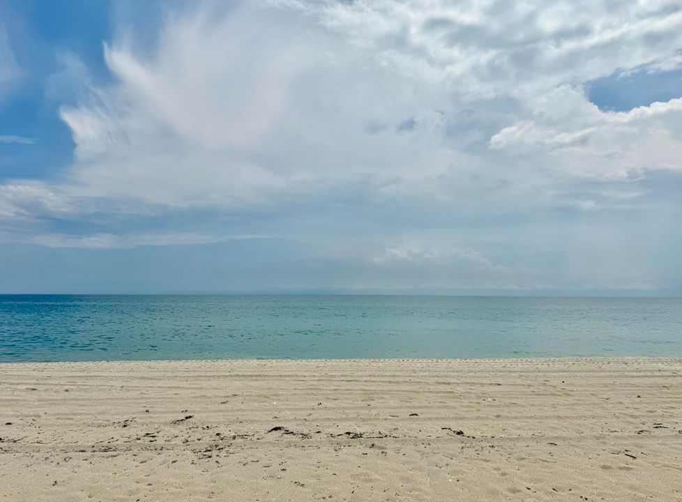 Active With Contract: $1,100,000 (3 beds, 3 baths, 2108 Square Feet)