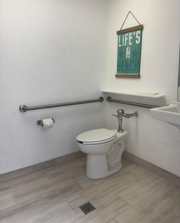 Active With Contract: $1,100,000 (3 beds, 3 baths, 2108 Square Feet)