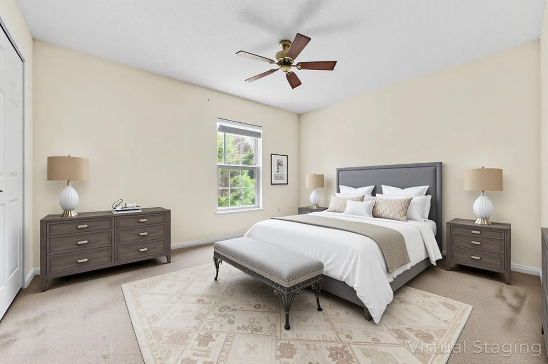 合同活跃: $300,000 (3 贝兹, 2 浴室, 2020 平方英尺)