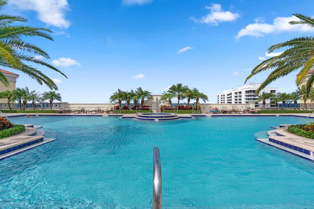 出租: $10,250 (2 贝兹, 2 浴室, 2156 平方英尺)