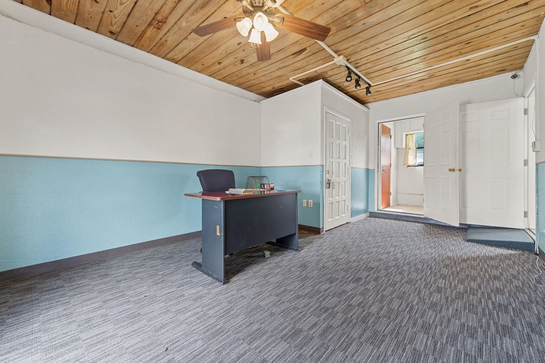 На продажу: $249,900 (0 спален, 0 ванн, 1152 Квадратных фут)