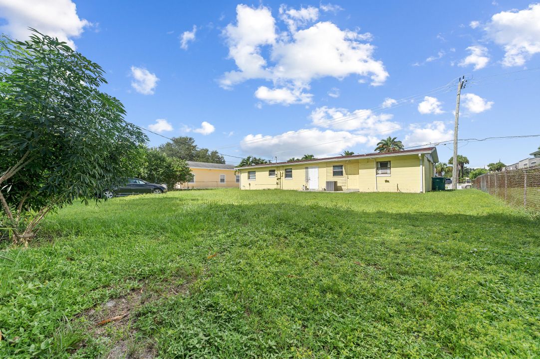 На продажу: $249,900 (0 спален, 0 ванн, 1152 Квадратных фут)