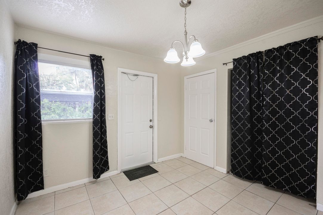 Active With Contract: $329,000 (4 beds, 2 baths, 1216 Square Feet)