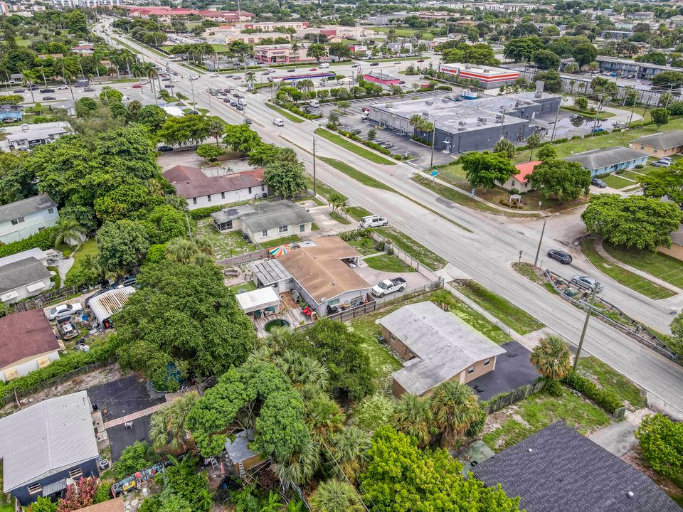 Active With Contract: $329,000 (4 beds, 2 baths, 1216 Square Feet)