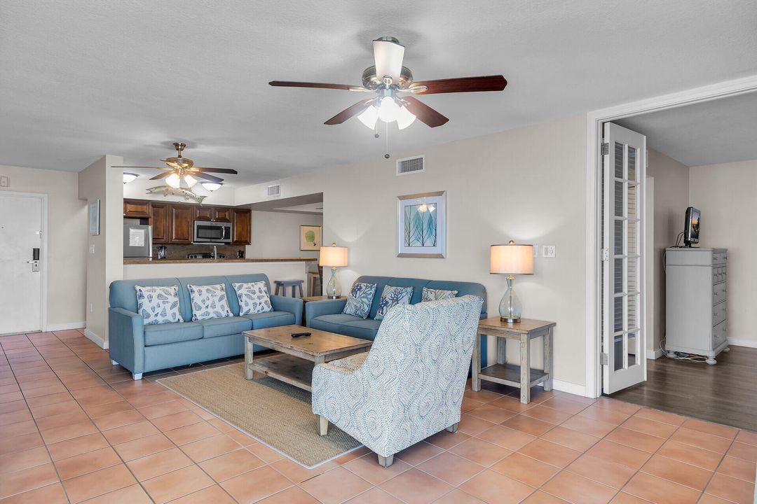 待售: $749,900 (2 贝兹, 2 浴室, 1338 平方英尺)