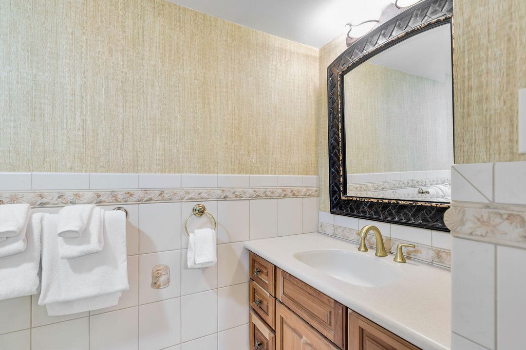 待售: $749,900 (2 贝兹, 2 浴室, 1338 平方英尺)