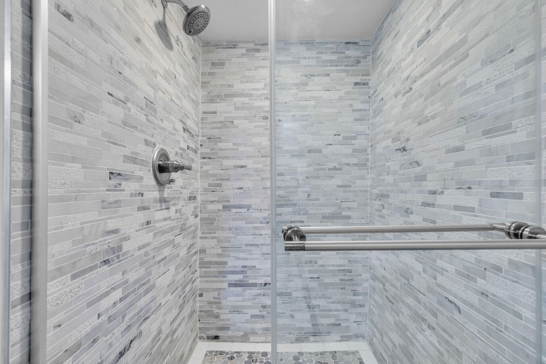 待售: $749,900 (2 贝兹, 2 浴室, 1338 平方英尺)