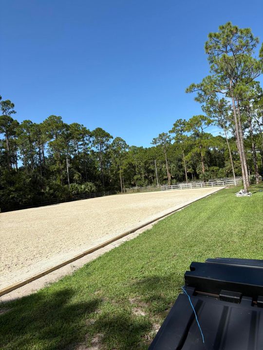 For Rent: $750 (0 beds, 0 baths, 2560 Square Feet)