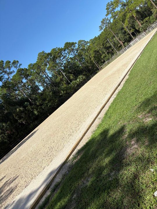 For Rent: $750 (0 beds, 0 baths, 2560 Square Feet)