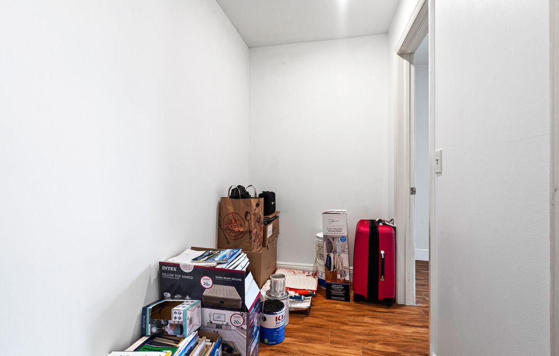 На продажу: $369,900 (2 спален, 2 ванн, 1632 Квадратных фут)