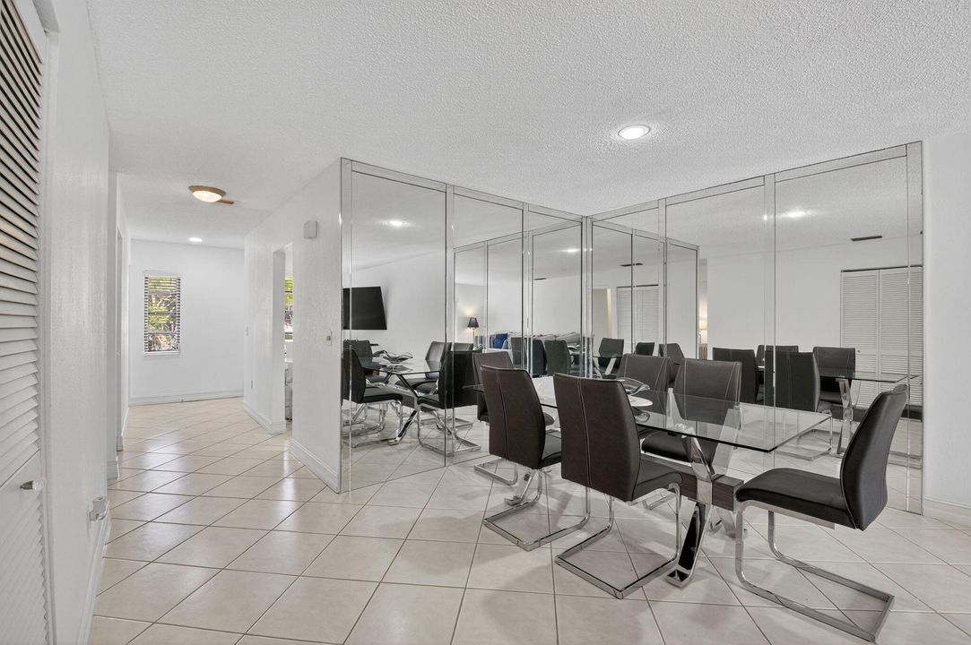 Active With Contract: $3,500 (2 beds, 2 baths, 1216 Square Feet)