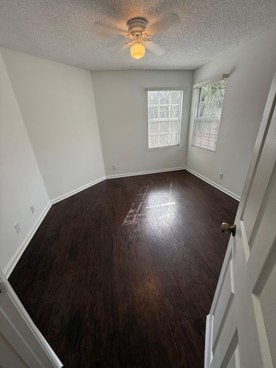 Active With Contract: $469,000 (3 beds, 2 baths, 1694 Square Feet)