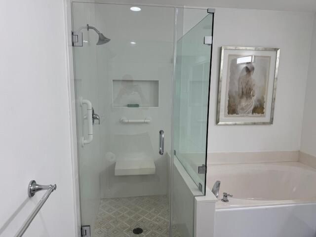 合同活跃: $4,500 (3 贝兹, 2 浴室, 1813 平方英尺)