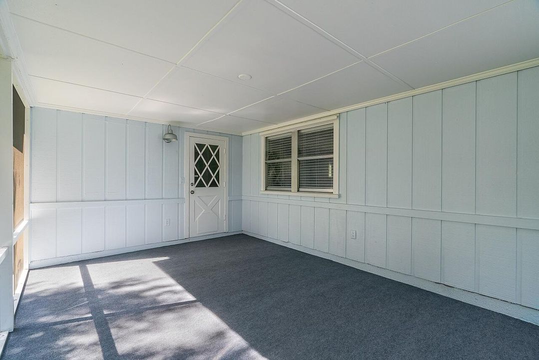 Activo con contrato: $315,000 (3 camas, 2 baños, 1407 Pies cuadrados)