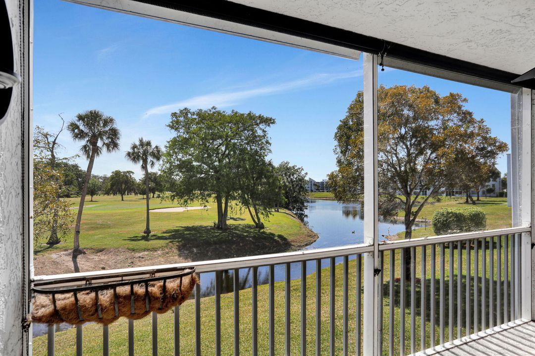 For Sale: $185,000 (2 beds, 2 baths, 1000 Square Feet)