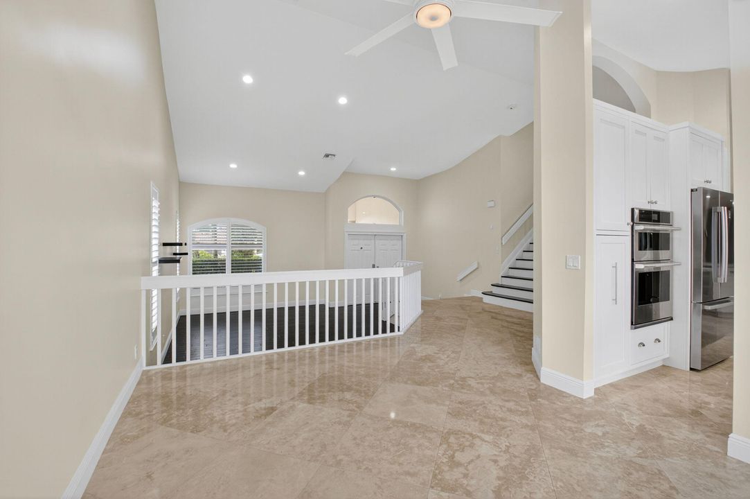 Active With Contract: $999,999 (4 beds, 3 baths, 2935 Square Feet)