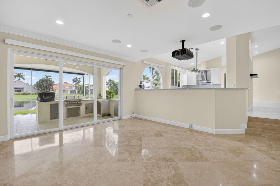 Active With Contract: $999,999 (4 beds, 3 baths, 2935 Square Feet)