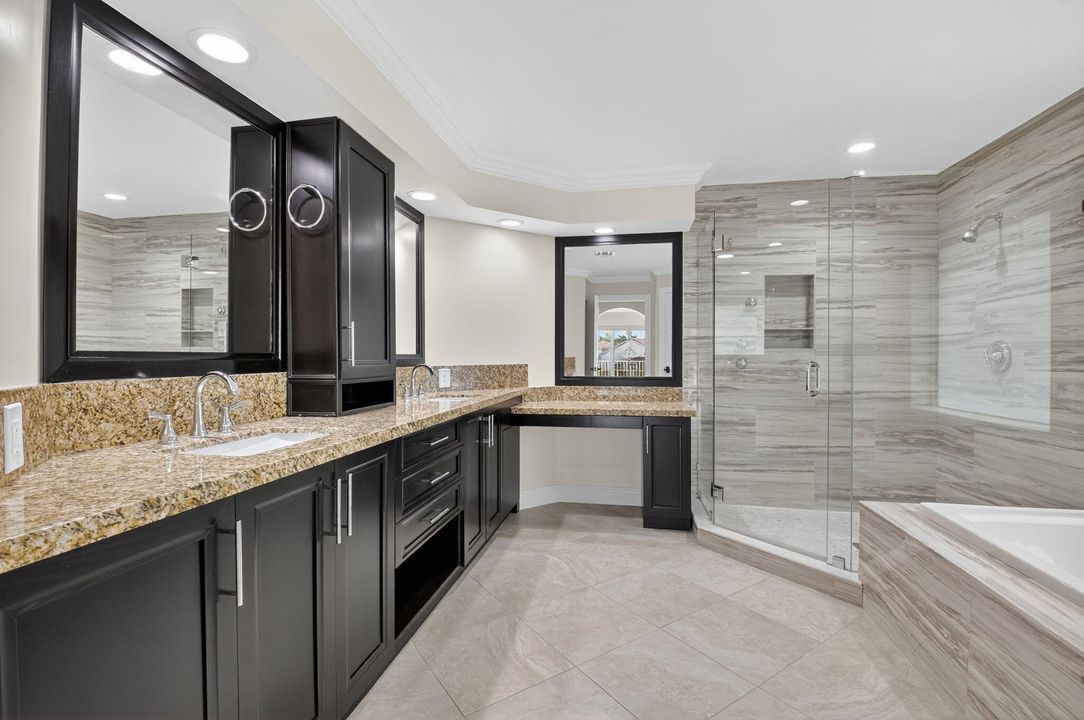 Active With Contract: $999,999 (4 beds, 3 baths, 2935 Square Feet)